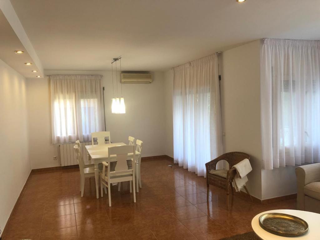 Casa Veuras Girona - Montilivi Villa Екстериор снимка